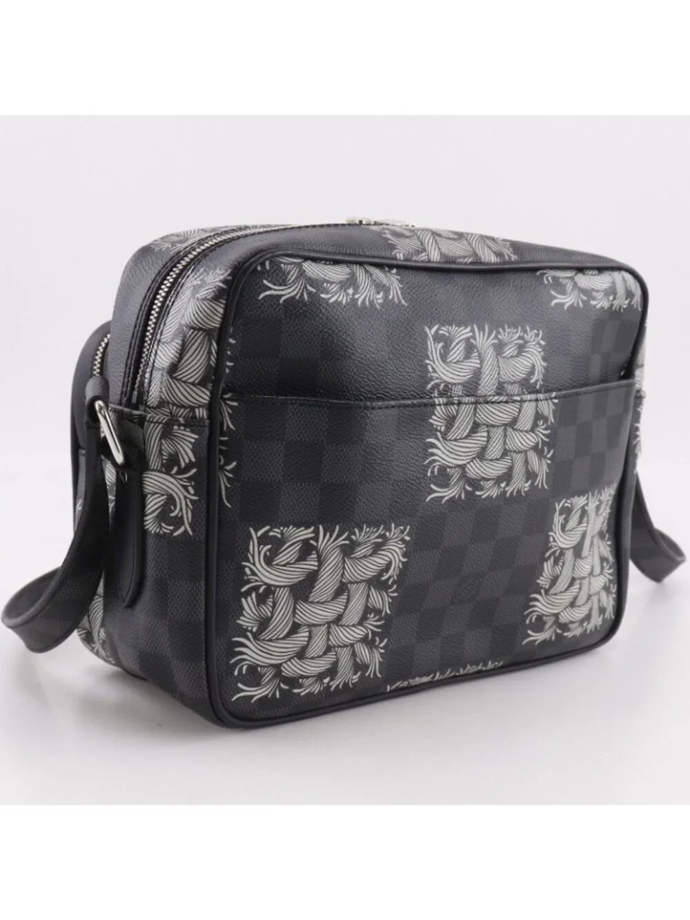 Louis Vuitton Nile PM Christopher Damier Graphite Canvas Black